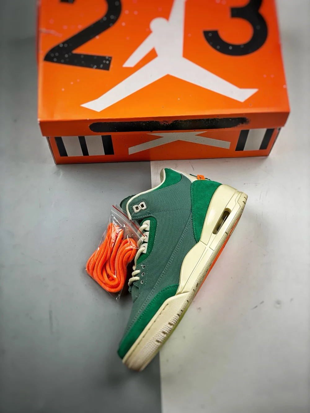 Air Jordan 3 Retro SP Nina Abney Bicoastal Grün Top-Version