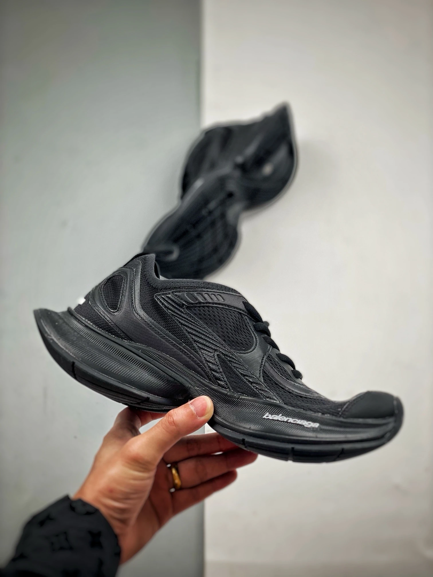 Balenciaga Schwarze Circuit Low-Top-Sneaker Reps