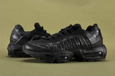 Air Max 95 Essential Triple Black Top-Version Replica