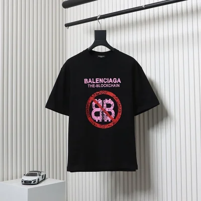 Balenciaga T-Shirt mit Double B The-Blockchain-Aufdruck