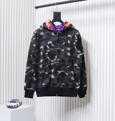 BAPE Doppelter Kapuzenpullover mit Camouflage-Reißverschluss