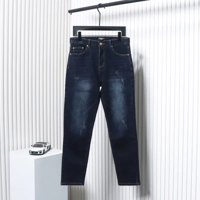 Bal 3M-Jeans mit aufgesticktem Logo