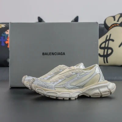 BALENCIAGA Slip-On-Sneakers „Tech“ 3XL