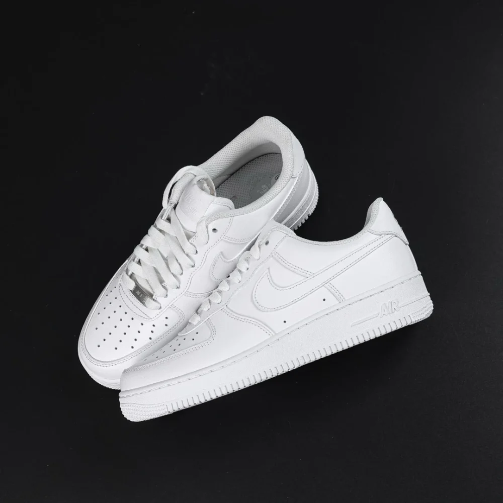 Air Force 1 '07 'Triple White' Reps – Bild 4