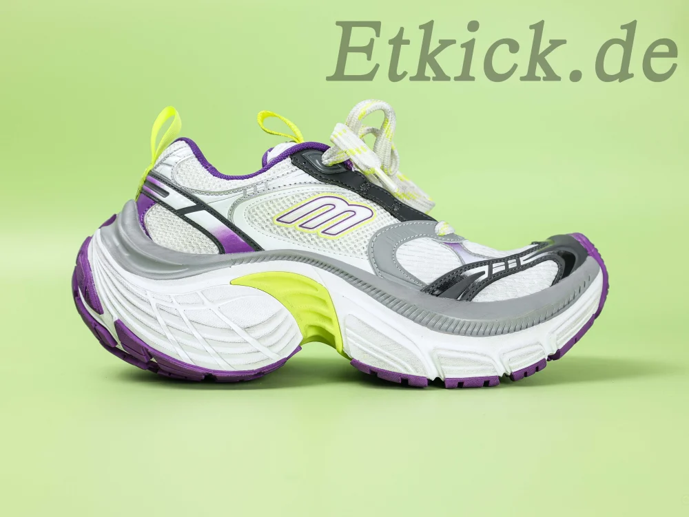 Linke Schuhseite