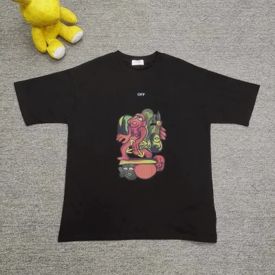 Top-Version cremefarbenes locker geschnittenes Kurzarm-T-Shirt