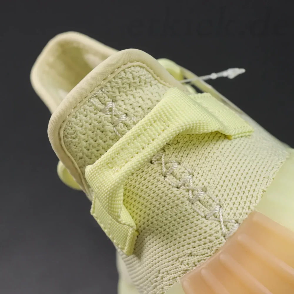 Top Yeezy Boost 350 V2 „Butter“ Rep – Bild 9