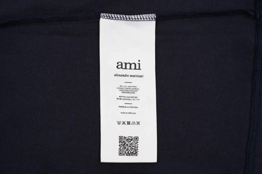 AMI Handtuch Stickerei Kurzarm Schwarz – Bild 9