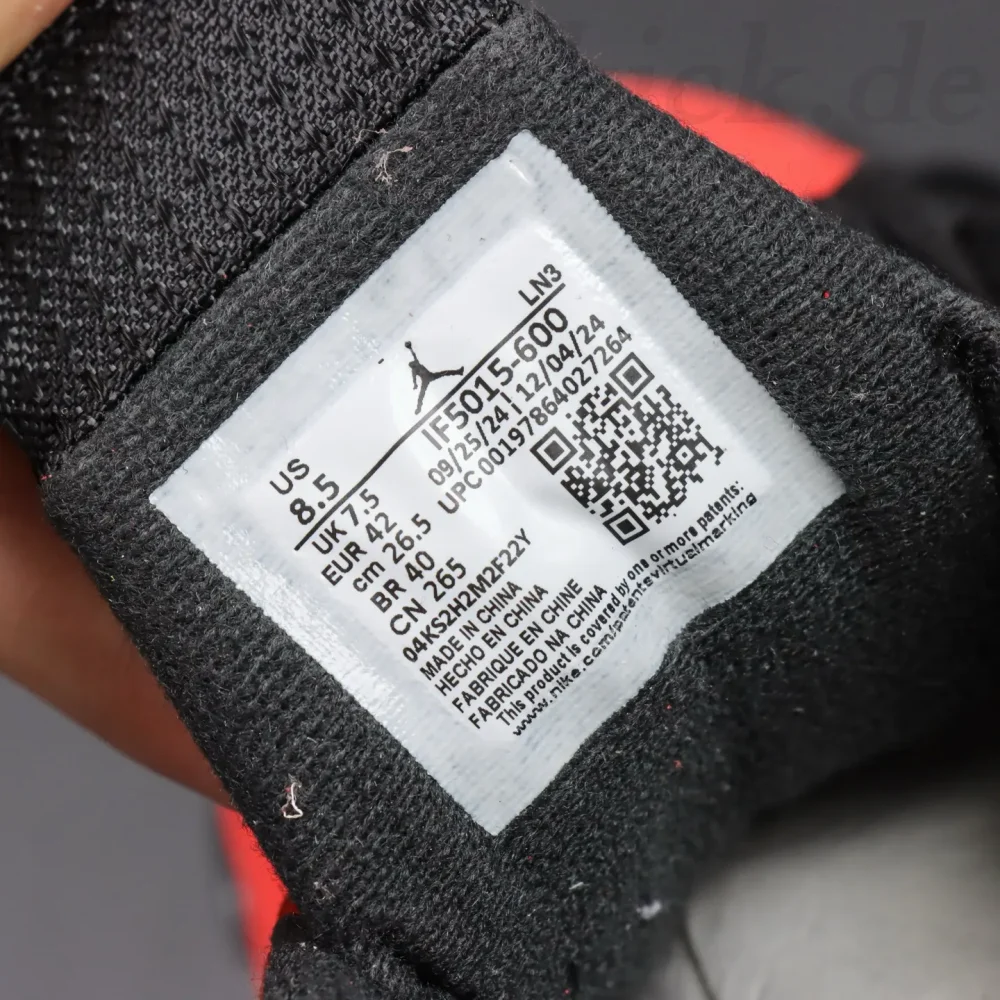 Air Jordan 14 Retro 'Ferrari' 654459-670 – Bild 15