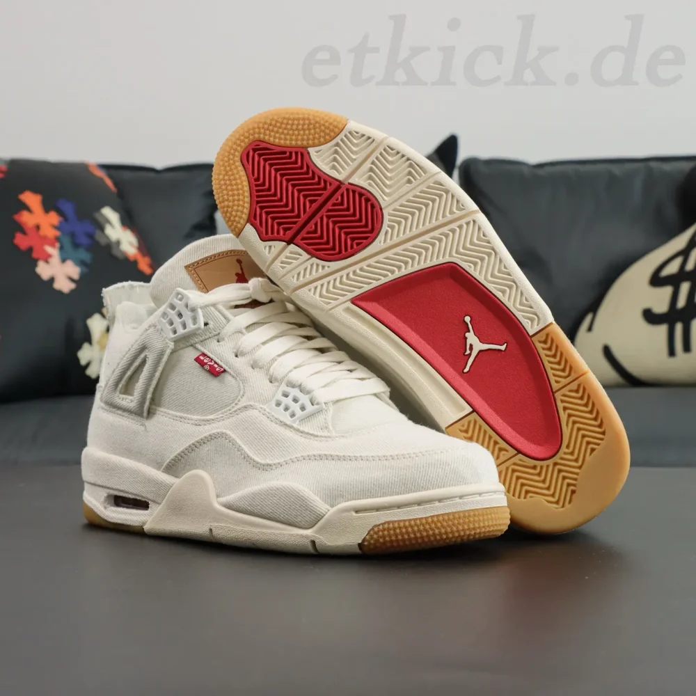Air Jordan 4 Retro x Levi's 'White Denim' Top-Version – Bild 6
