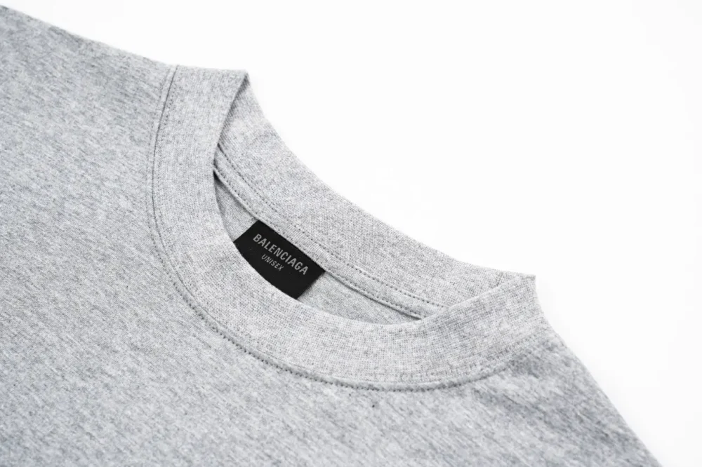 Balenciaga Ärmelloses T-Shirt mit auflösendem Alien-Smiley-Print – Bild 4