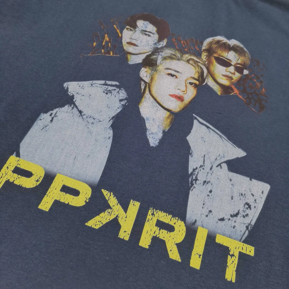 Balenciaga Ambassador Fanclub Series - PP Krit Oversized T-Shirt Dunkelblau – Bild 4