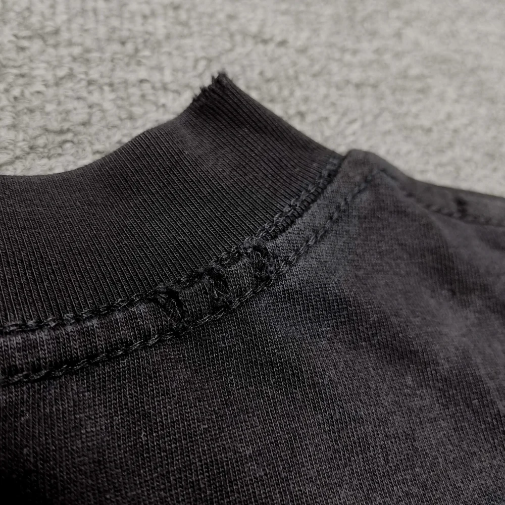 Balenciaga Kurze Ärmel mit aufgesticktem Doppel-B-Logo auf der Vorderseite – Bild 4
