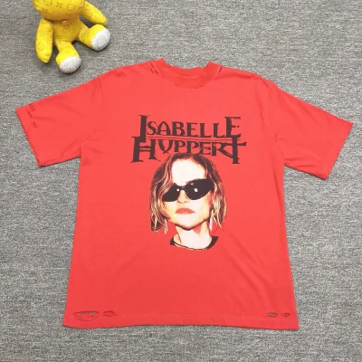 Balenciaga T-Shirt mit kurzen Ärmeln und gewaschenem Muster rot