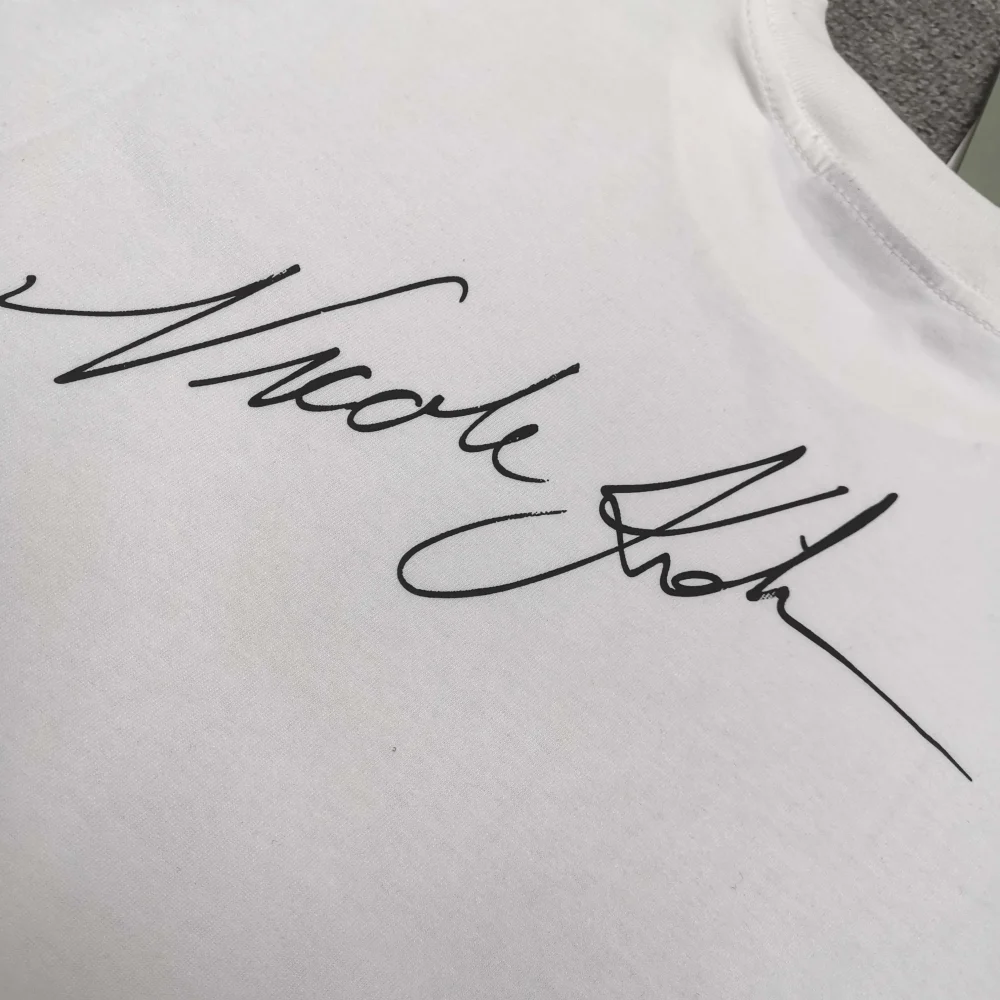 Balenciaga „Nicole“ Kastenförmiges T-Shirt in Weiß – Bild 7