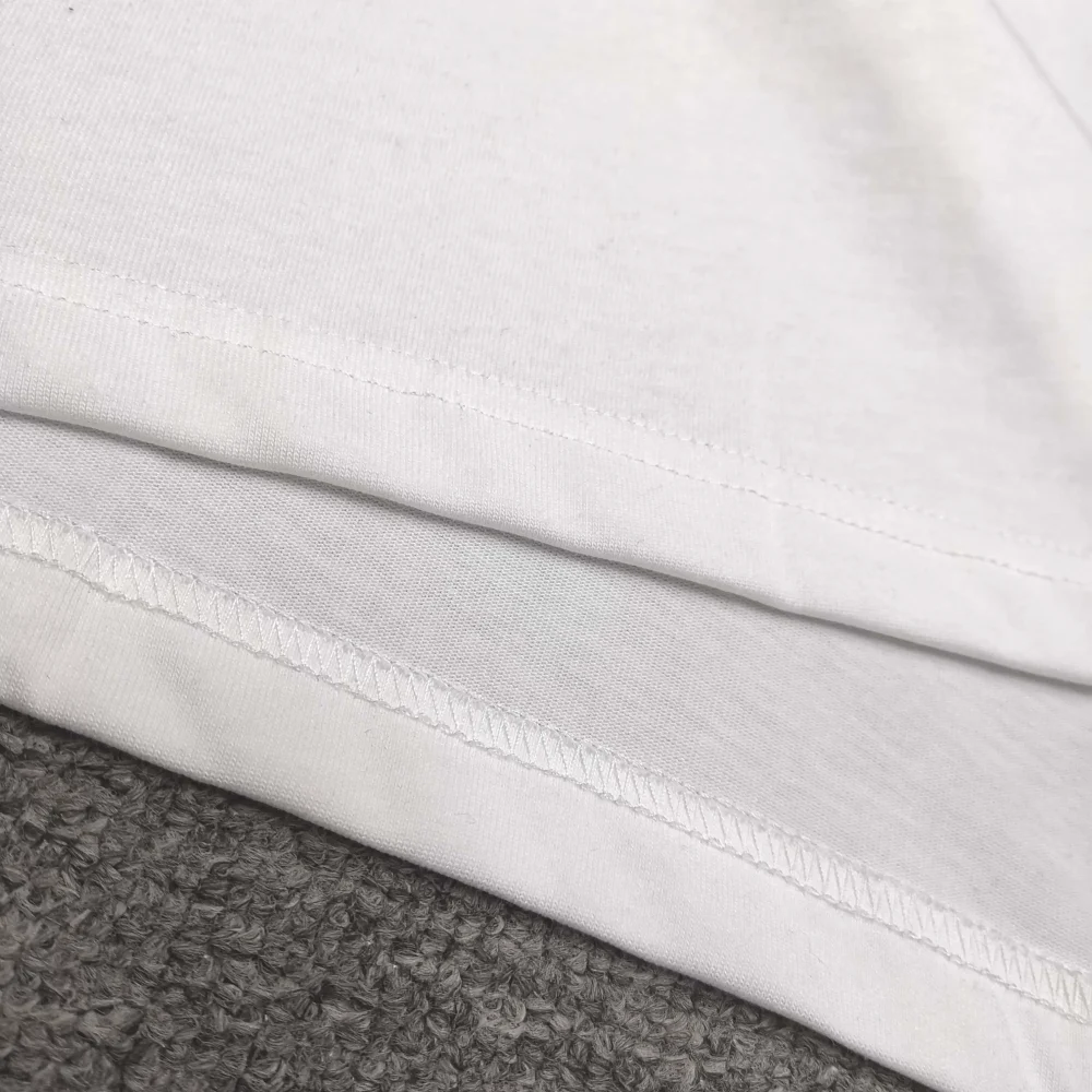 Balenciaga „Nicole“ Kastenförmiges T-Shirt in Weiß – Bild 6