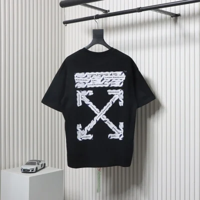 OFF-WHITE T-Shirt mit „Airport Tape“-Pfeil-Print