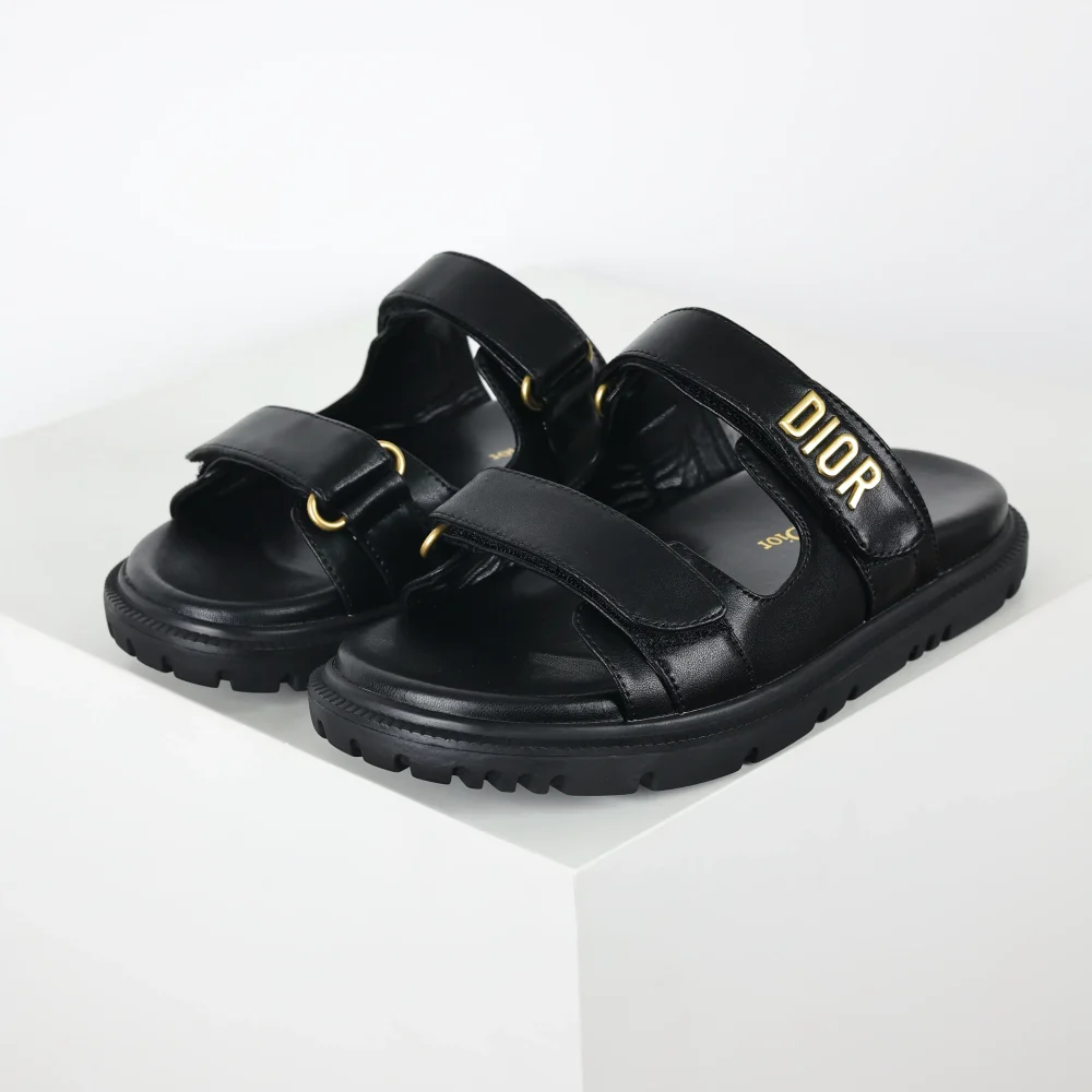 Sandalen aus Leder Schwar Top-Version