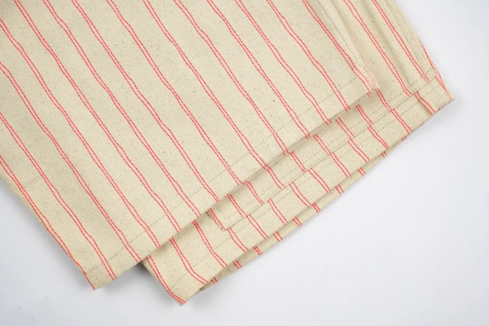 Shorts mit Taschenstreifen und Buchstaben D, Red Line – Bild 8