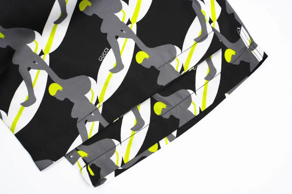 Surfer-Print-Shorts Schwarz und Weiß – Bild 5