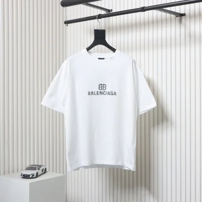 T-Shirt mit Mosaik-Logo-Print