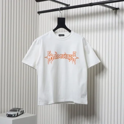 T-Shirt mit Sanskrit-Logo-Print