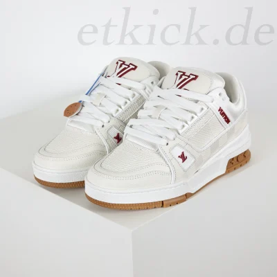 Trainer Sneaker Weiß und Rot
