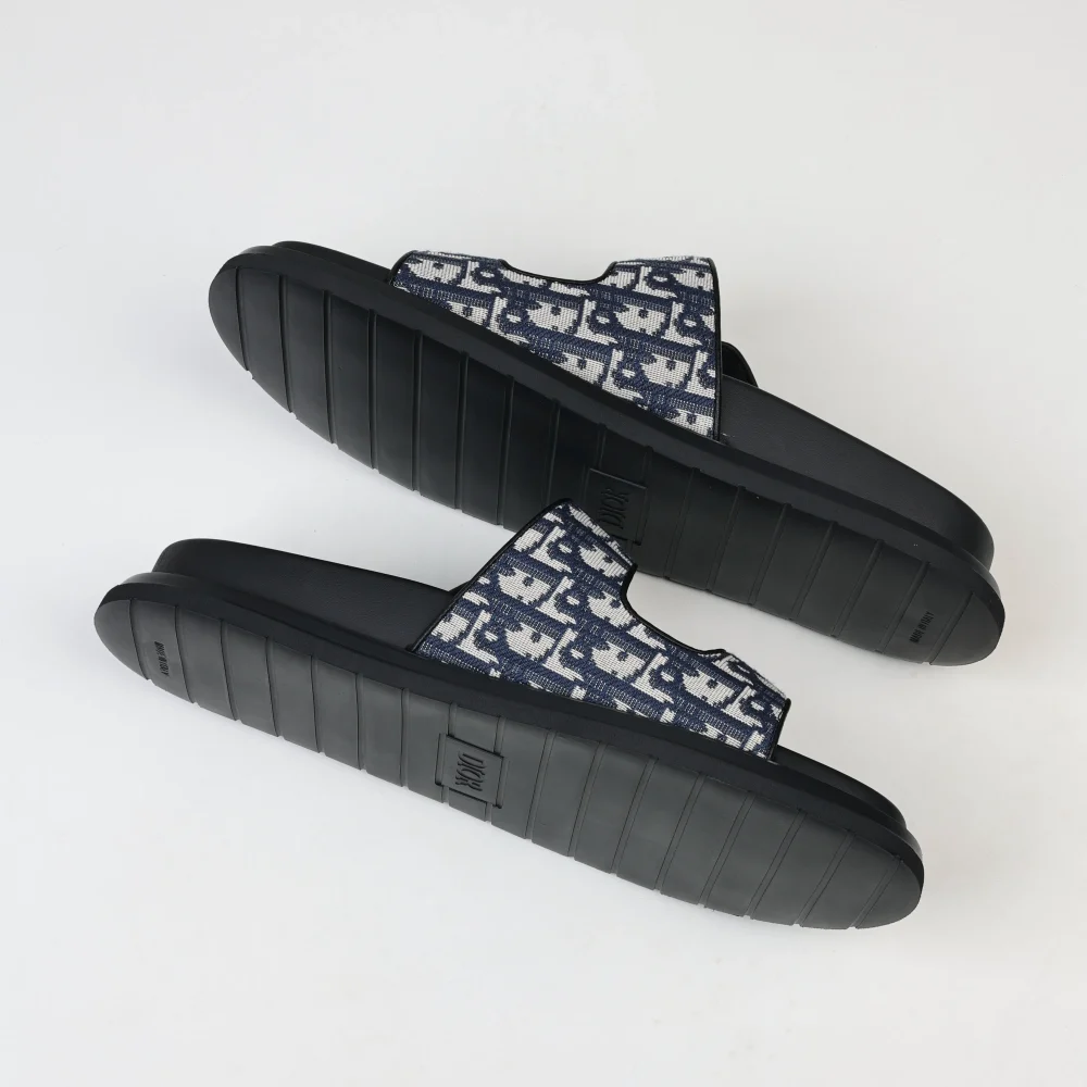 Aqua Sandal 'Oblique Blau Weiß und Schwarz' – Bild 5