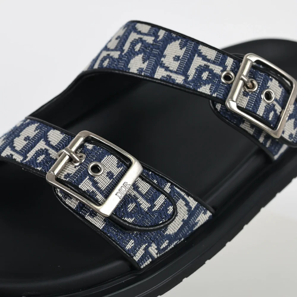 Aqua Sandal 'Oblique Blau Weiß und Schwarz' – Bild 7