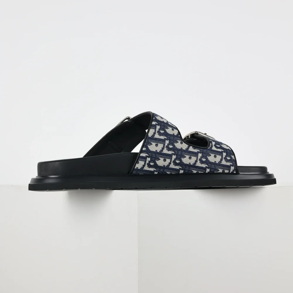 Aqua Sandal 'Oblique Blau Weiß und Schwarz' – Bild 2