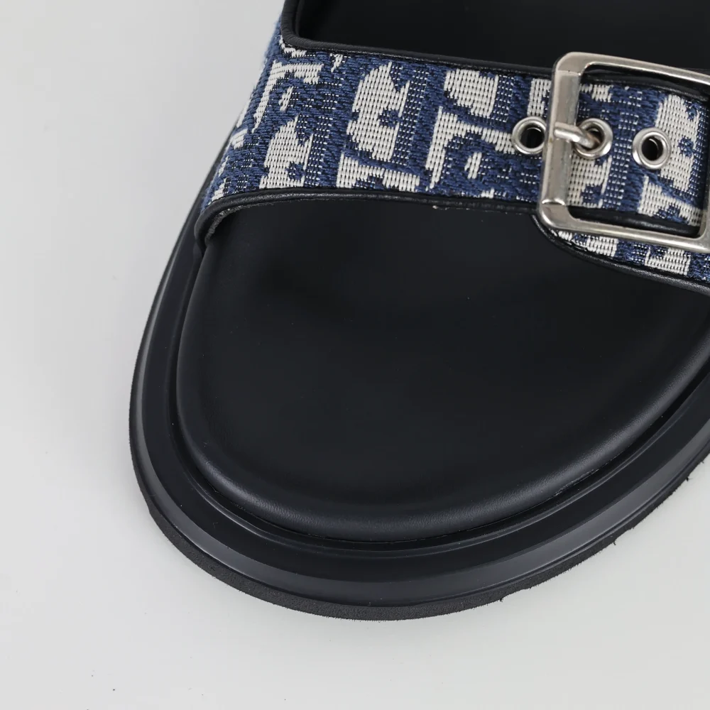 Aqua Sandal 'Oblique Blau Weiß und Schwarz' – Bild 9