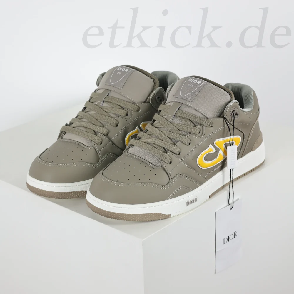 B57 Low-Top-Sneaker Grau Weiß und Weiß
