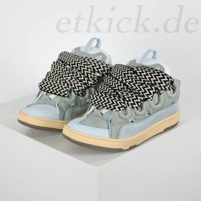 Lanvin Curb Sneaker „Hellblau“