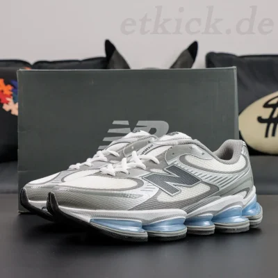 New Balance 2000 Low Top Casual Laufschuhe 'Silber und Grau und Blau'