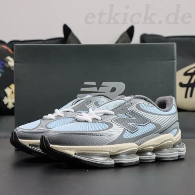 New Balance 2000 Low Top Casual Running Blaue Wiederholungen
