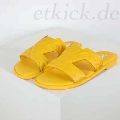 Oasis Flip-Flops mit runder Zehenpartie und gelber Prägung