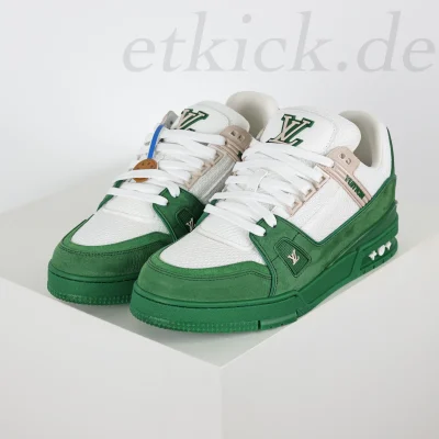 Trainer Sneakers Grün und Weiß