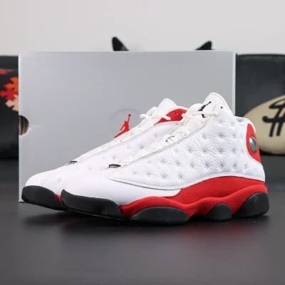 Air Jordan 13 Retro OG Chicago Weiß und Rot
