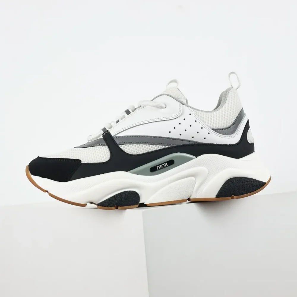 B22 Jogging Fashion Sneakers Weiß Braune Sohle 58 – Bild 4