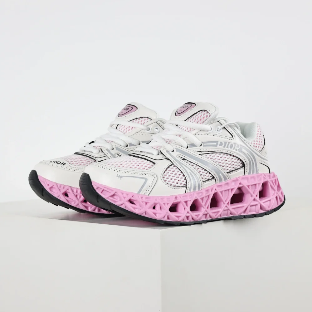 B35 NXXT Sneaker aus technischem Gewebe und Mesh in Rosa und Weiß – Bild 3