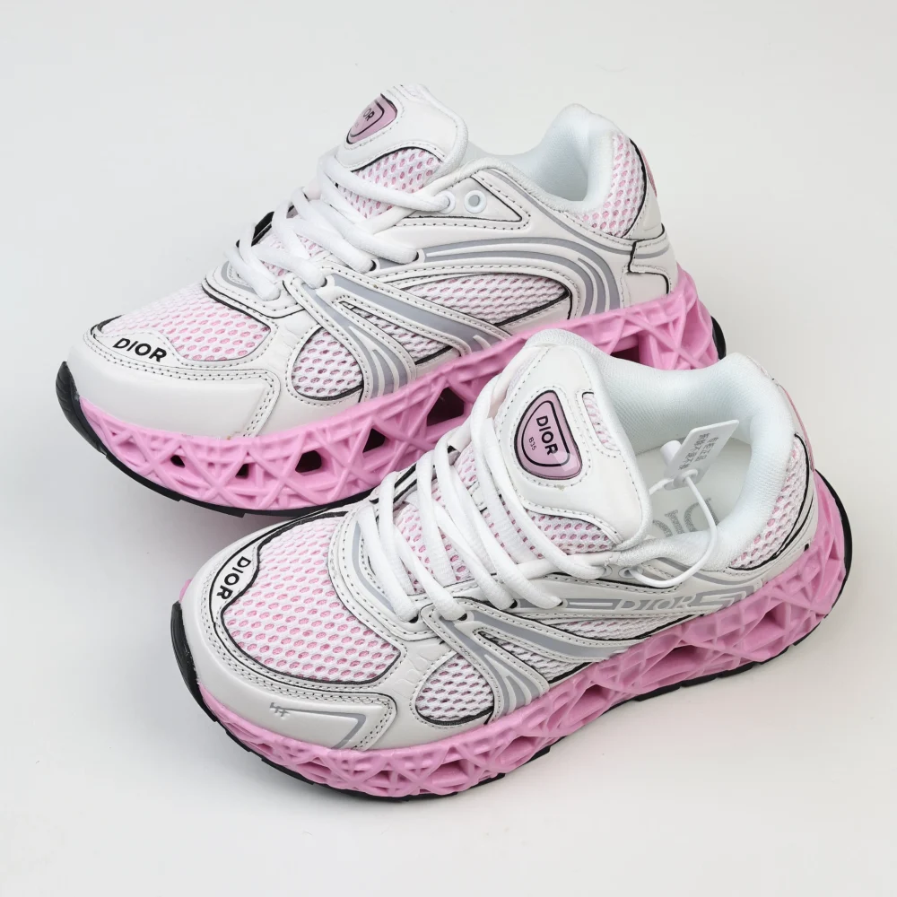 B35 NXXT Sneaker aus technischem Gewebe und Mesh in Rosa und Weiß – Bild 4