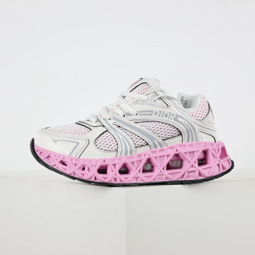 B35 NXXT Sneaker aus technischem Gewebe und Mesh in Rosa und Weiß – Bild 6