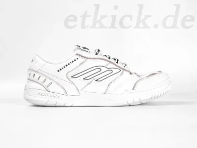 Balenciaga Hamptons Medium Worn-Out Sneaker in Weiß