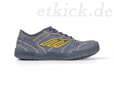 Balenciaga Herren Hamptons Worn-Out Sneaker in Grau und Gelb