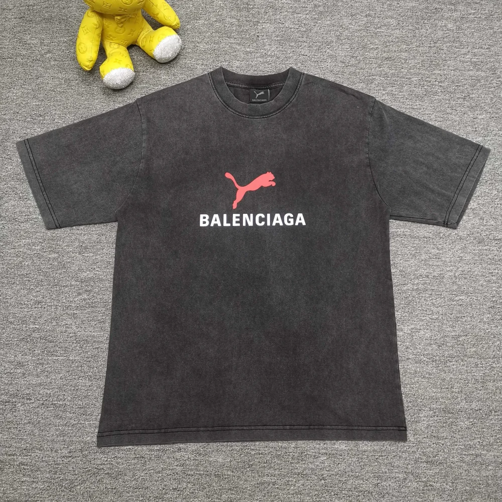 Balenciaga Puma Übergroßes T-Shirt in verblasstem Schwarz