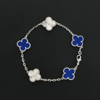 Blaues Perlmutt-Laserblumenarmband Silber