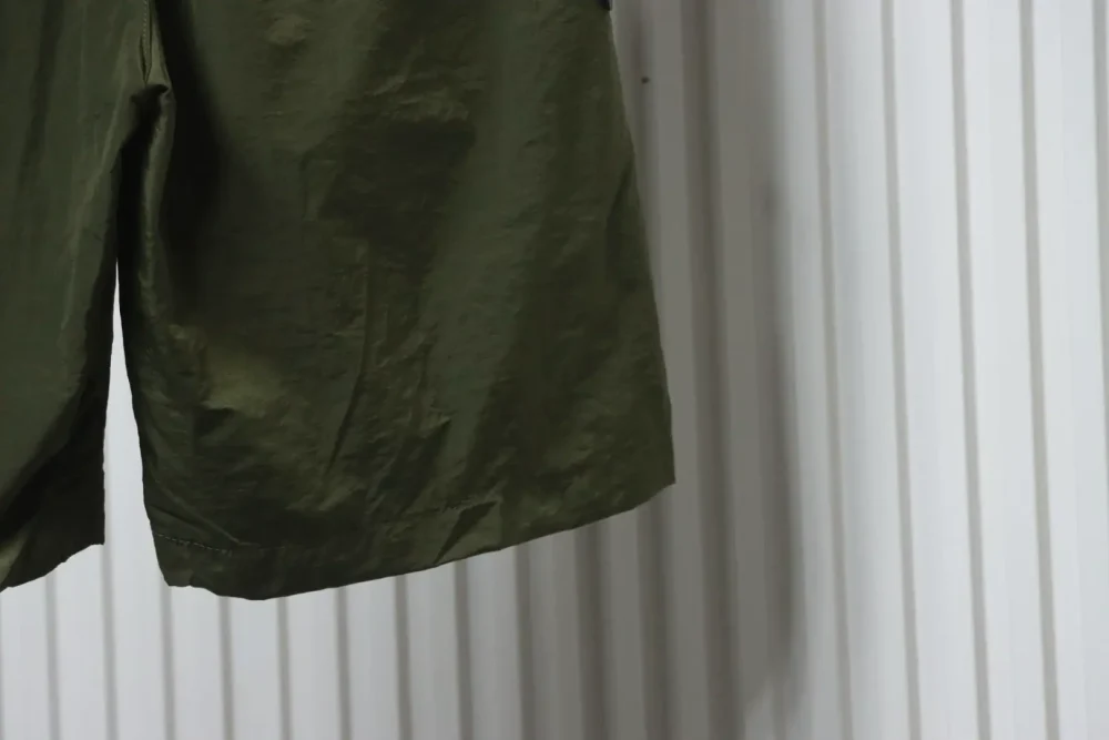 Cargo-Shorts aus Nylon mit metallischem Aufnäher XXL – Bild 35