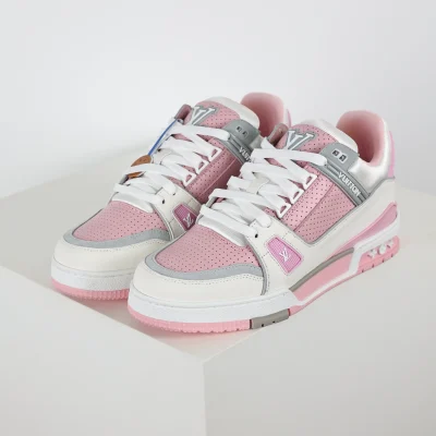 Die Top-Version des Trainer Sneaker „Pink and White“