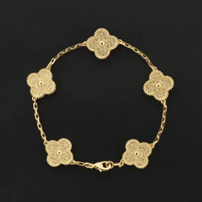 Fünf Blumen Armband Gold