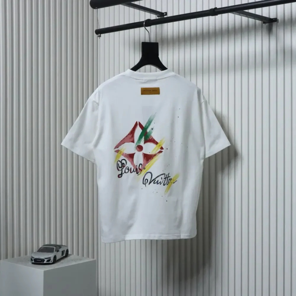 Kurzärmliges T-Shirt mit Colorblock-Schriftzug
